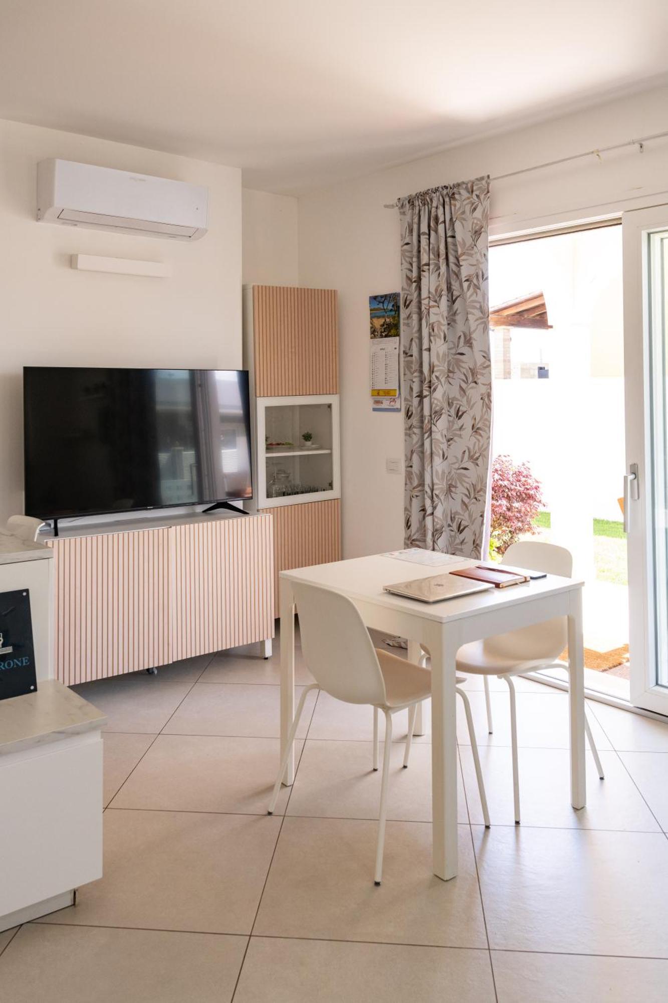 Residenza Del Barone Luxury House - Pula, Sardegna Apartamento Exterior foto