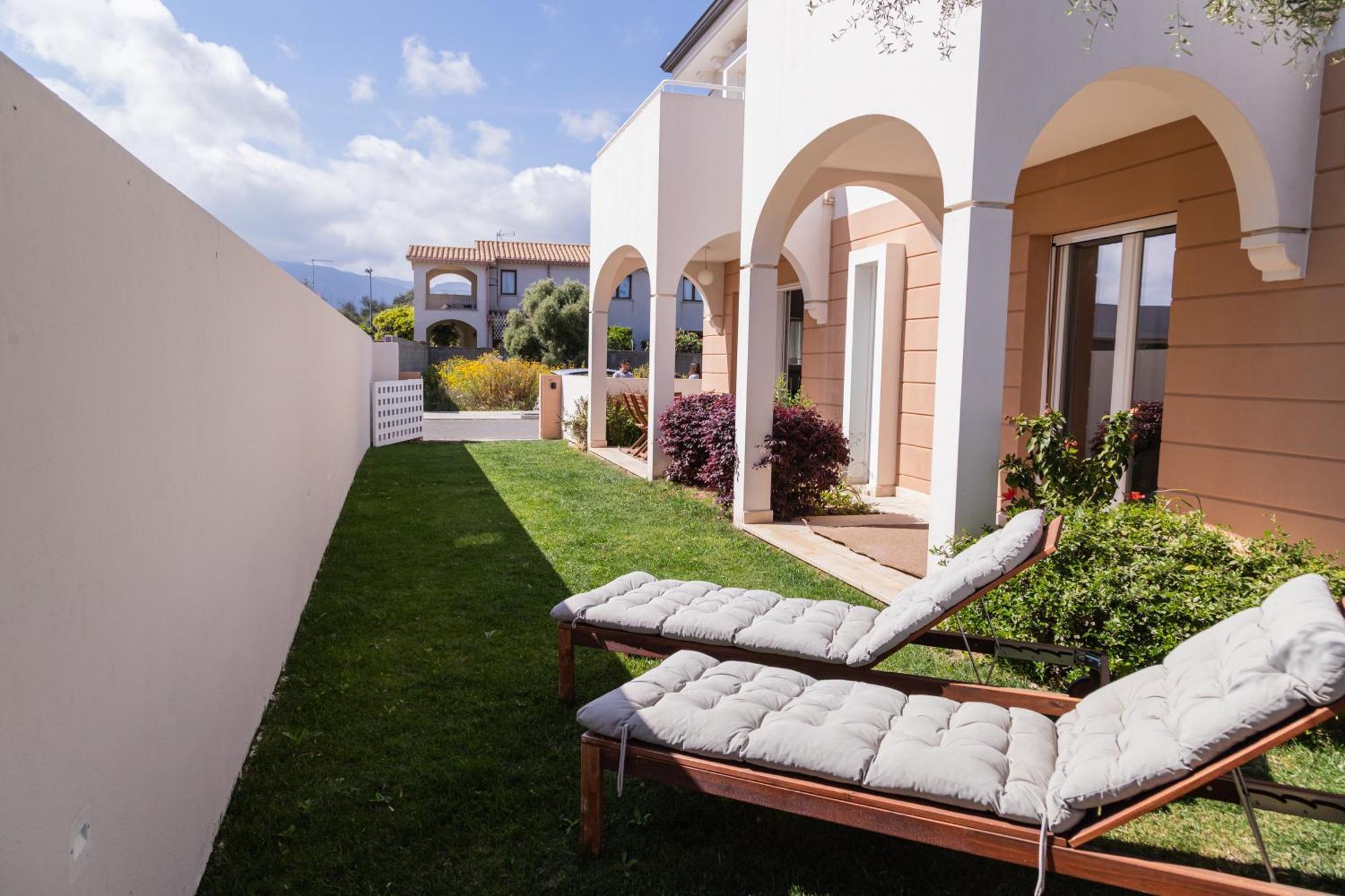 Residenza Del Barone Luxury House - Pula, Sardegna Apartamento Exterior foto